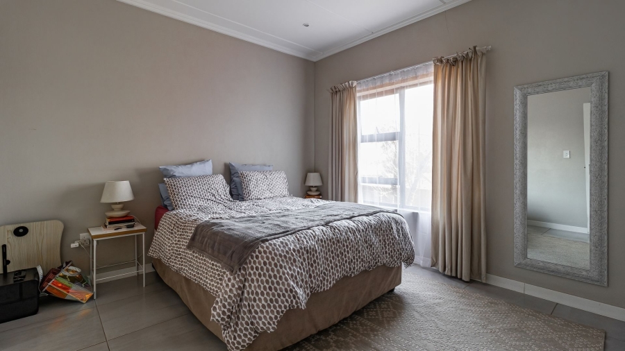 2 Bedroom Property for Sale in Craighall Park Gauteng