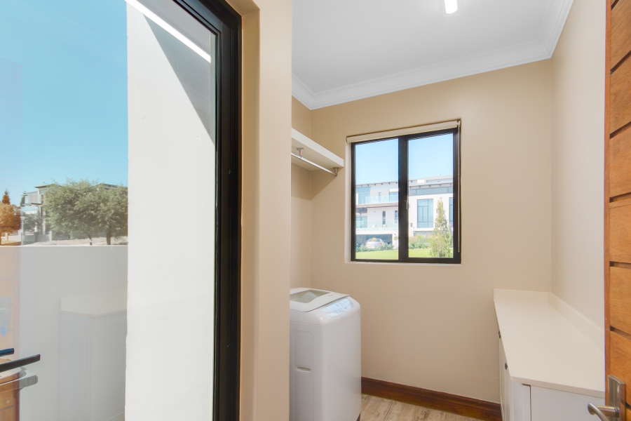 4 Bedroom Property for Sale in Copperleaf Estate Gauteng