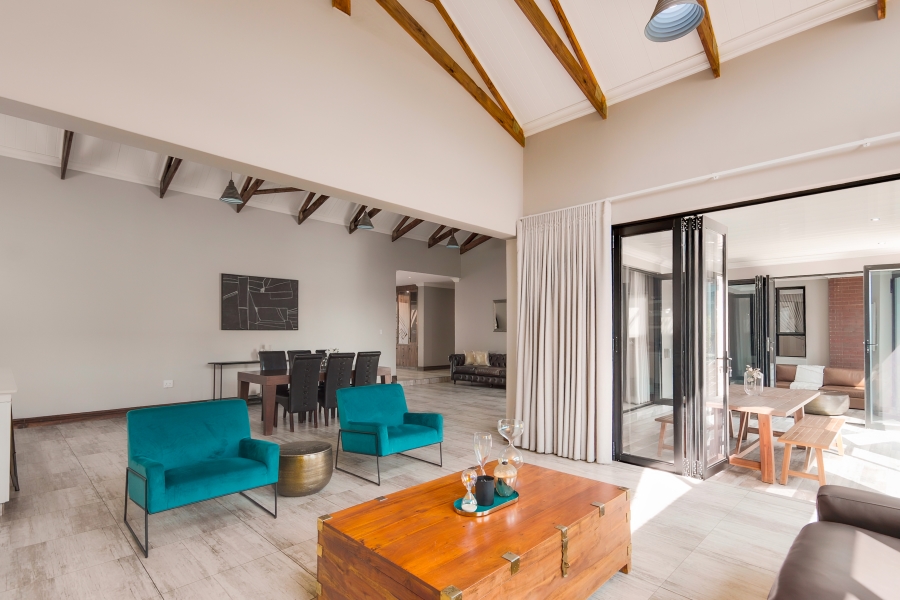 4 Bedroom Property for Sale in Copperleaf Estate Gauteng