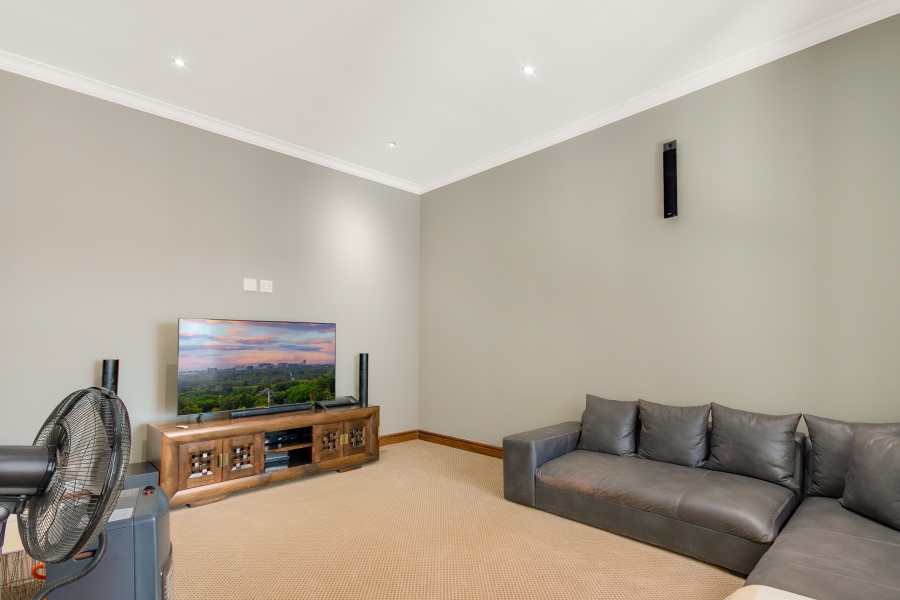 4 Bedroom Property for Sale in Copperleaf Estate Gauteng