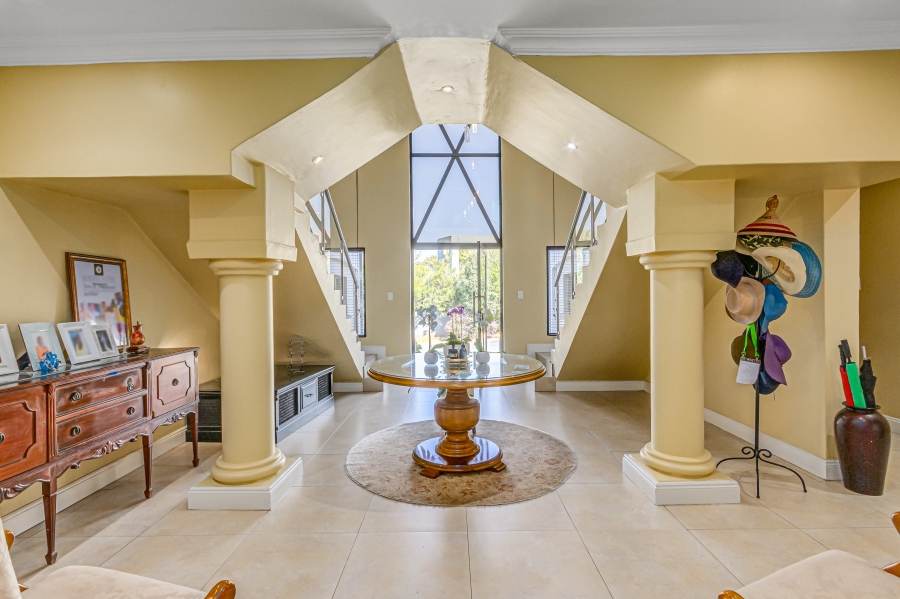 5 Bedroom Property for Sale in Blue Valley Golf Estate Gauteng