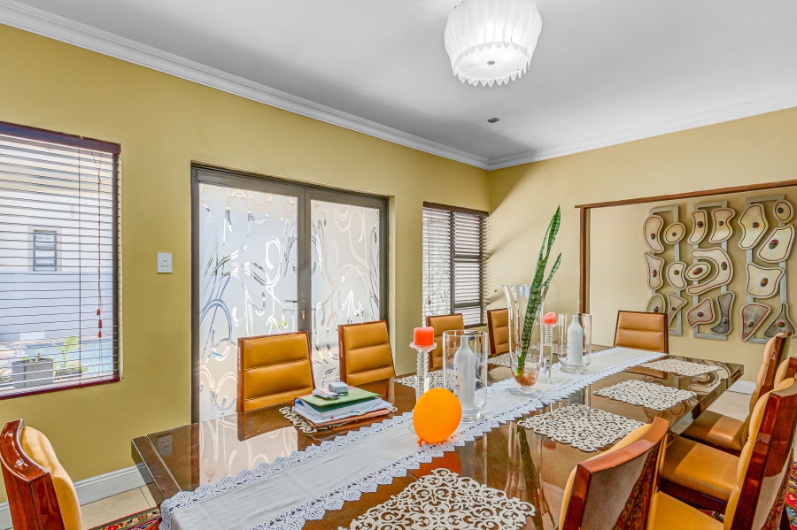 5 Bedroom Property for Sale in Blue Valley Golf Estate Gauteng
