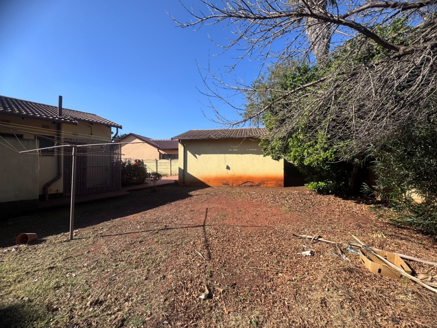 2 Bedroom Property for Sale in Dawn Park Gauteng