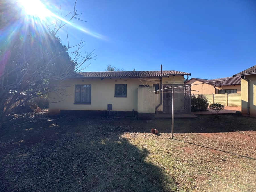2 Bedroom Property for Sale in Dawn Park Gauteng