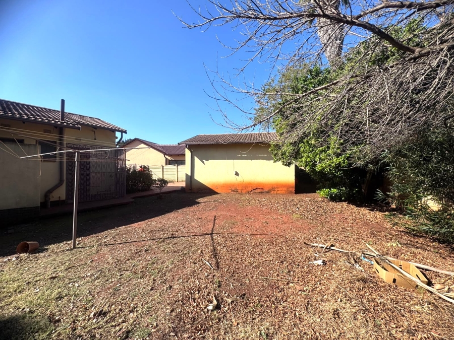 2 Bedroom Property for Sale in Dawn Park Gauteng
