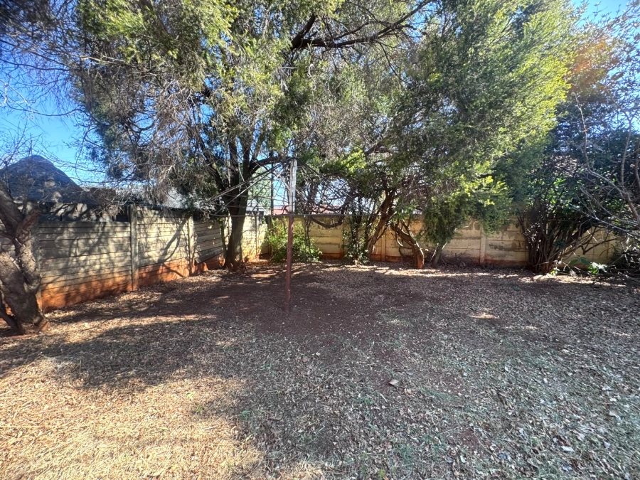 2 Bedroom Property for Sale in Dawn Park Gauteng