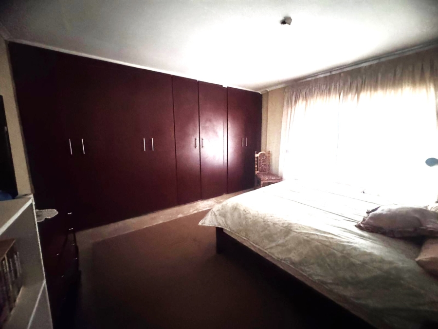 2 Bedroom Property for Sale in Dawn Park Gauteng