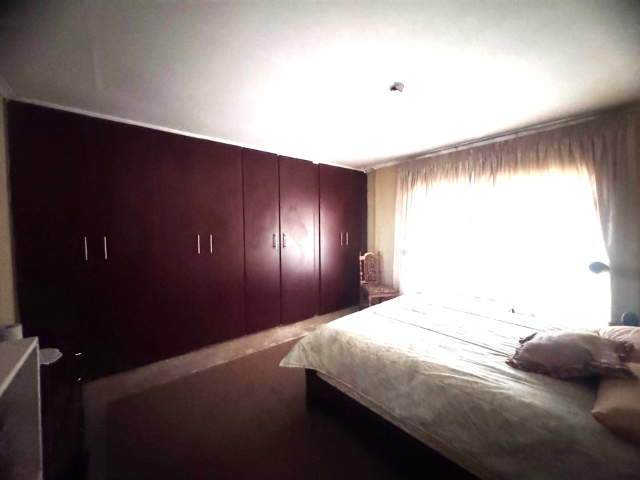 2 Bedroom Property for Sale in Dawn Park Gauteng