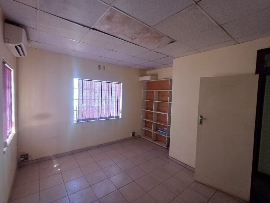 Commercial Property for Sale in Silverfields Gauteng