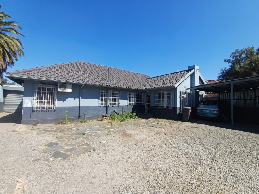Commercial Property for Sale in Silverfields Gauteng