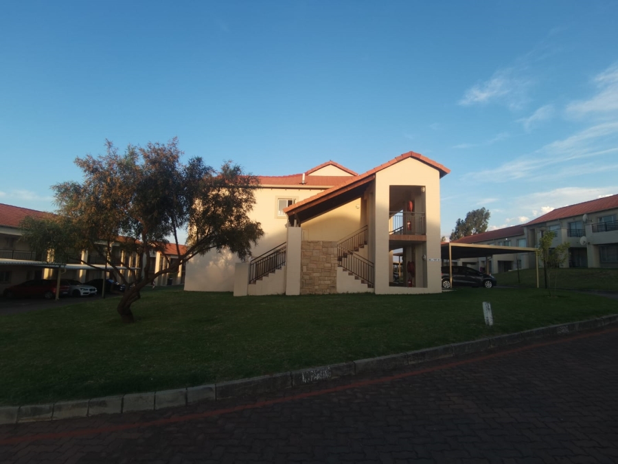 To Let 1 Bedroom Property for Rent in North Riding Gauteng