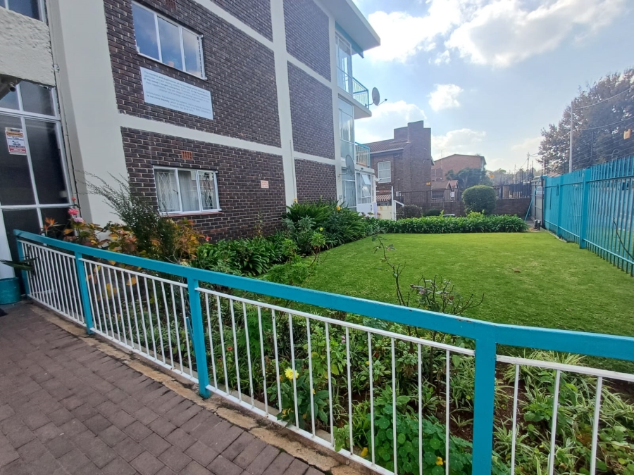 2 Bedroom Property for Sale in Florida North Gauteng