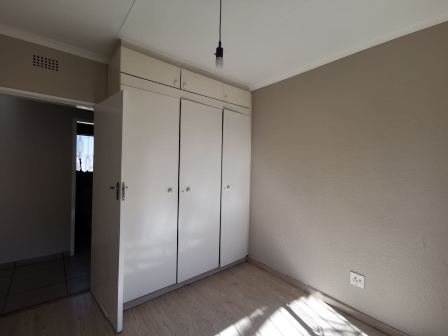 3 Bedroom Property for Sale in Lindhaven Gauteng