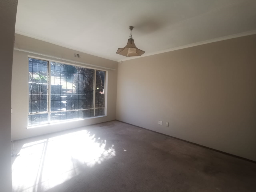 3 Bedroom Property for Sale in Lindhaven Gauteng