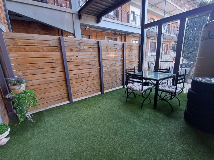 2 Bedroom Property for Sale in Braamfontein Gauteng