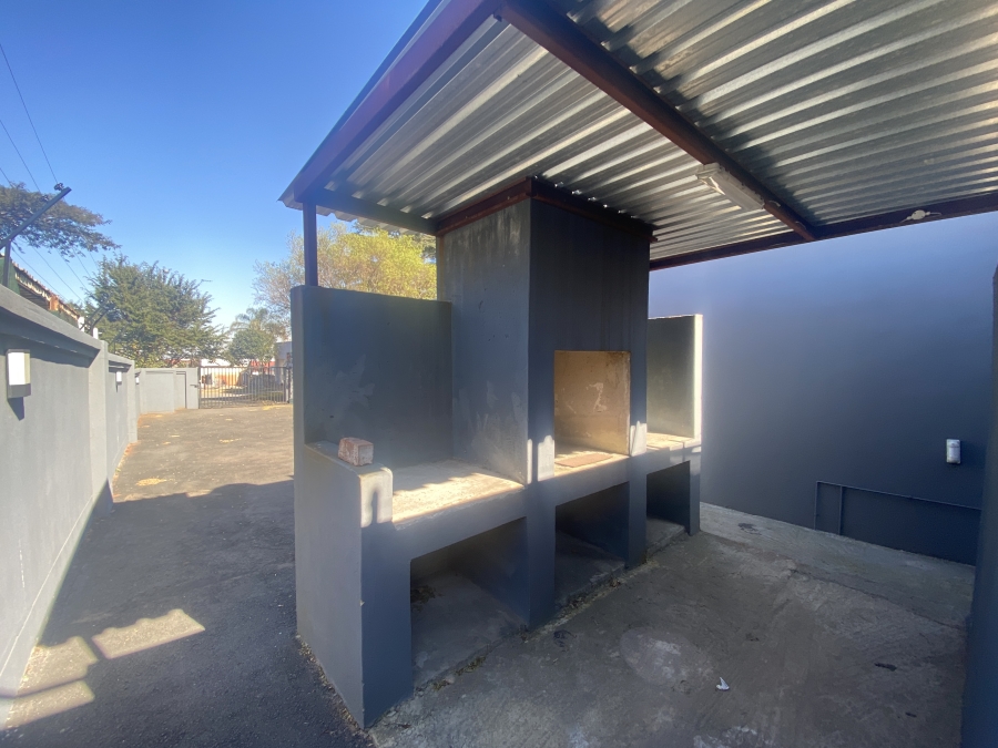 To Let Commercial Property for Rent in Croydon Gauteng