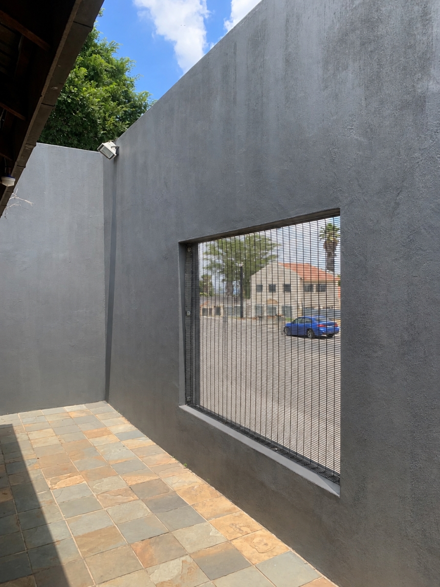 To Let Commercial Property for Rent in Croydon Gauteng