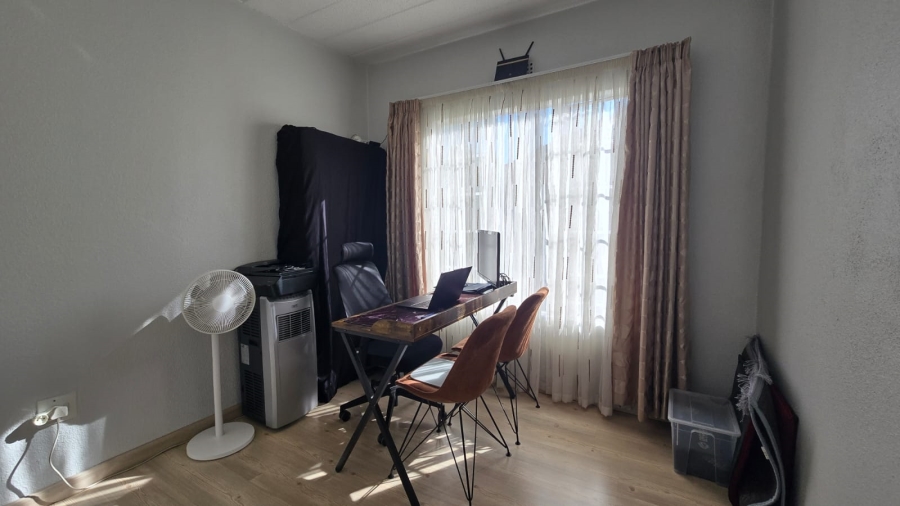 2 Bedroom Property for Sale in Eden Glen Gauteng