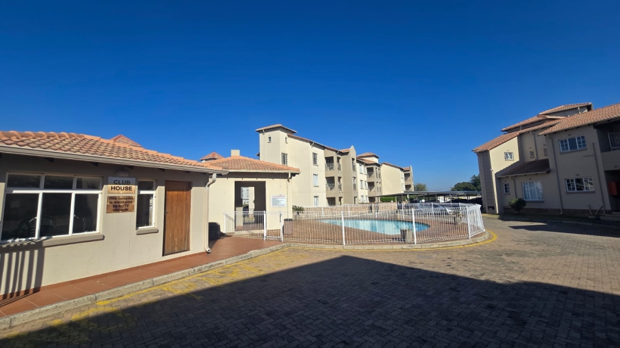 2 Bedroom Property for Sale in Eden Glen Gauteng