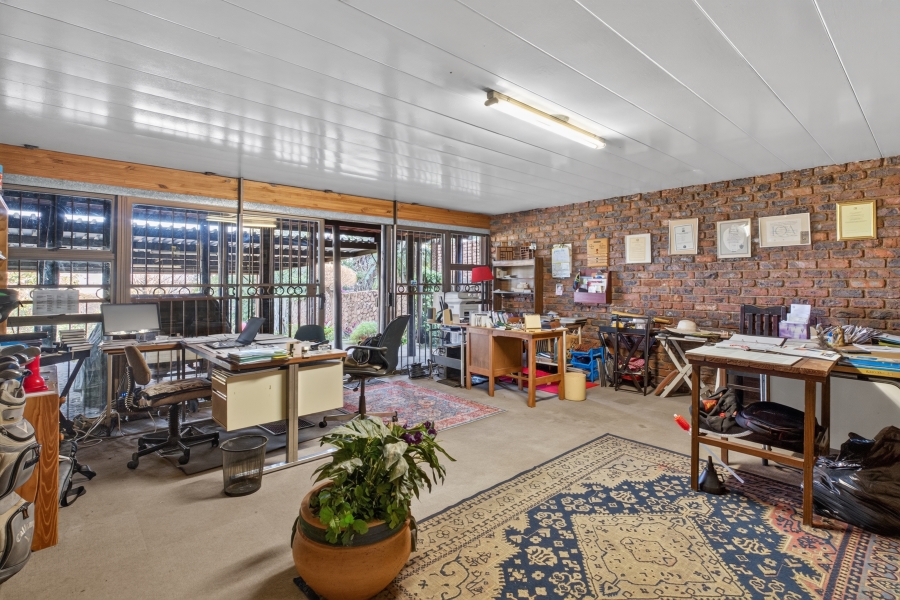 3 Bedroom Property for Sale in East Lynne Gauteng