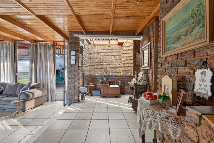 3 Bedroom Property for Sale in East Lynne Gauteng
