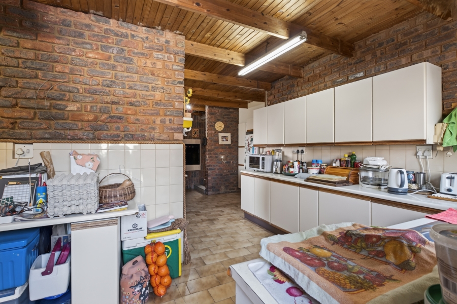 3 Bedroom Property for Sale in East Lynne Gauteng