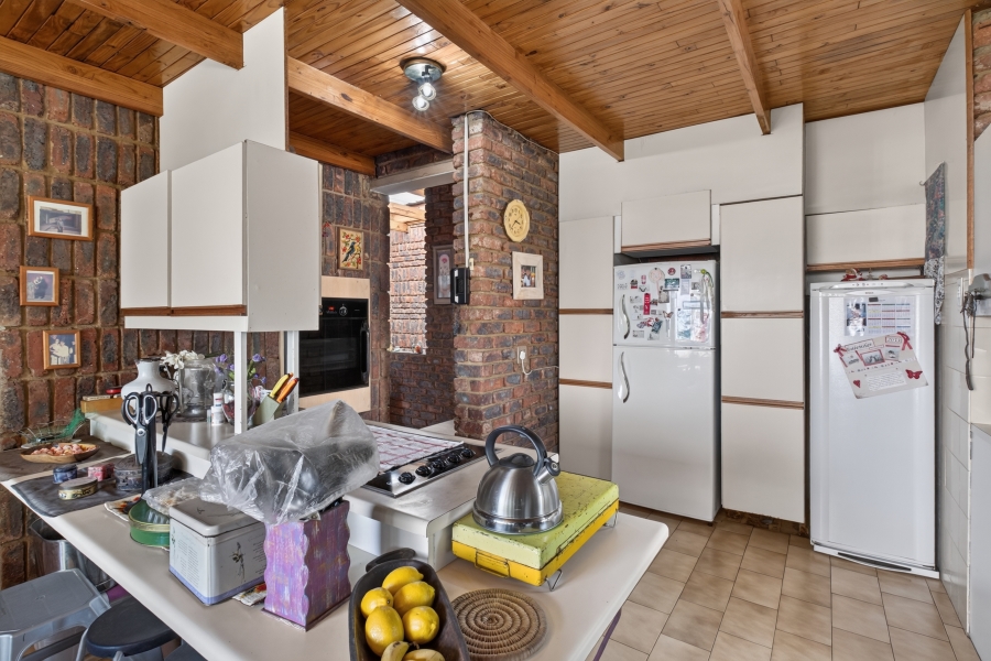 3 Bedroom Property for Sale in East Lynne Gauteng