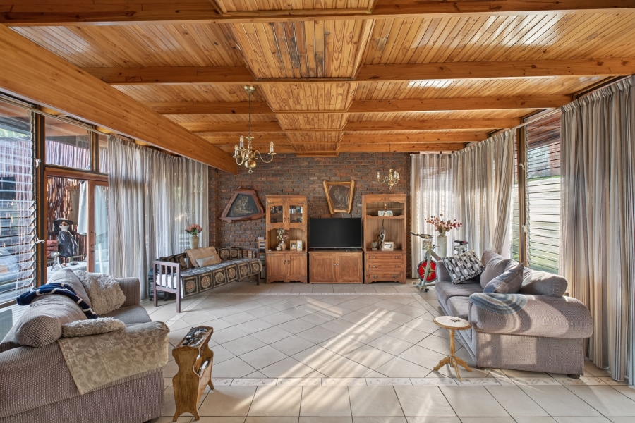 3 Bedroom Property for Sale in East Lynne Gauteng