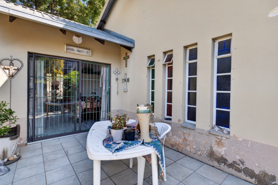 2 Bedroom Property for Sale in Villieria Gauteng