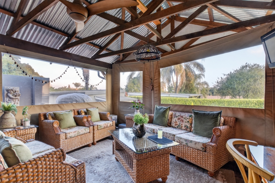 5 Bedroom Property for Sale in Waverley Gauteng