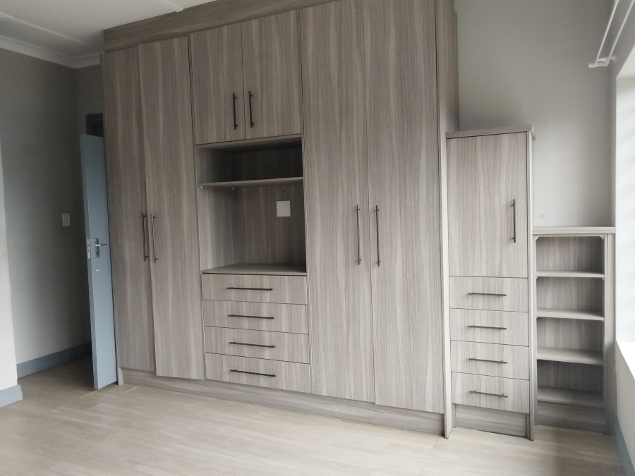 3 Bedroom Property for Sale in Wentworth Park Gauteng