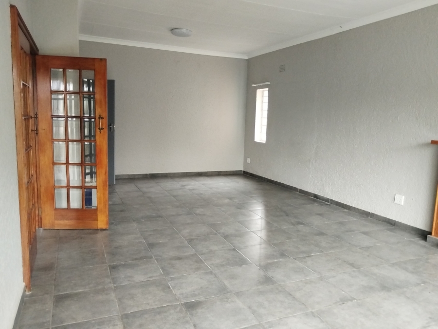 3 Bedroom Property for Sale in Wentworth Park Gauteng