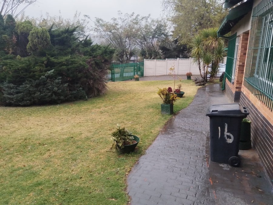 3 Bedroom Property for Sale in Wentworth Park Gauteng