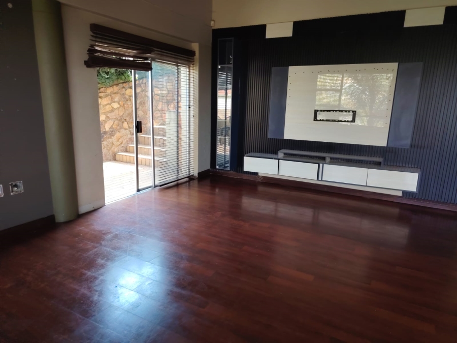 3 Bedroom Property for Sale in Northcliff Gauteng