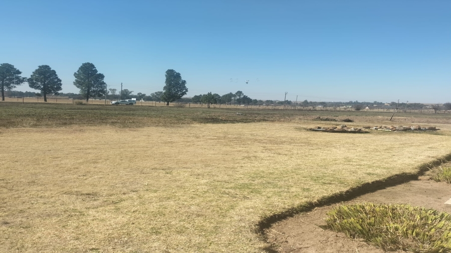 4 Bedroom Property for Sale in Theoville Gauteng
