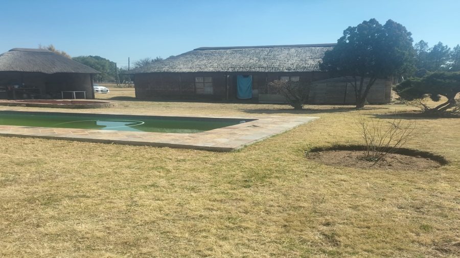 4 Bedroom Property for Sale in Theoville Gauteng