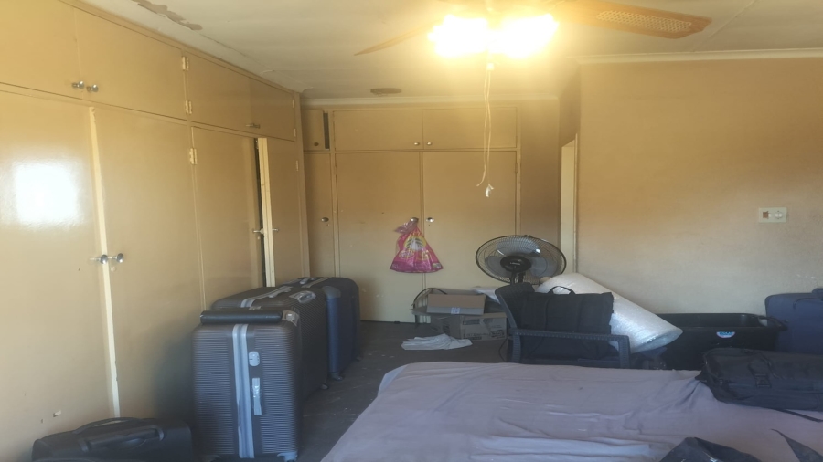 4 Bedroom Property for Sale in Theoville Gauteng