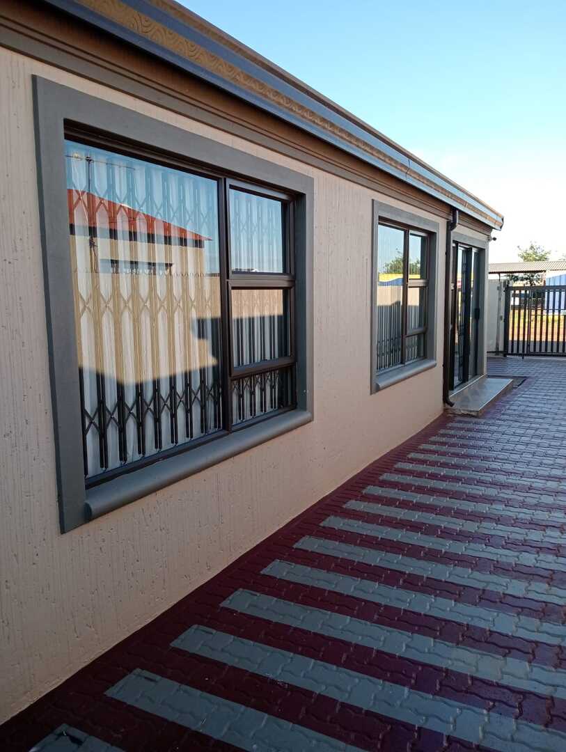 2 Bedroom Property for Sale in Sebokeng Zone 11 Gauteng