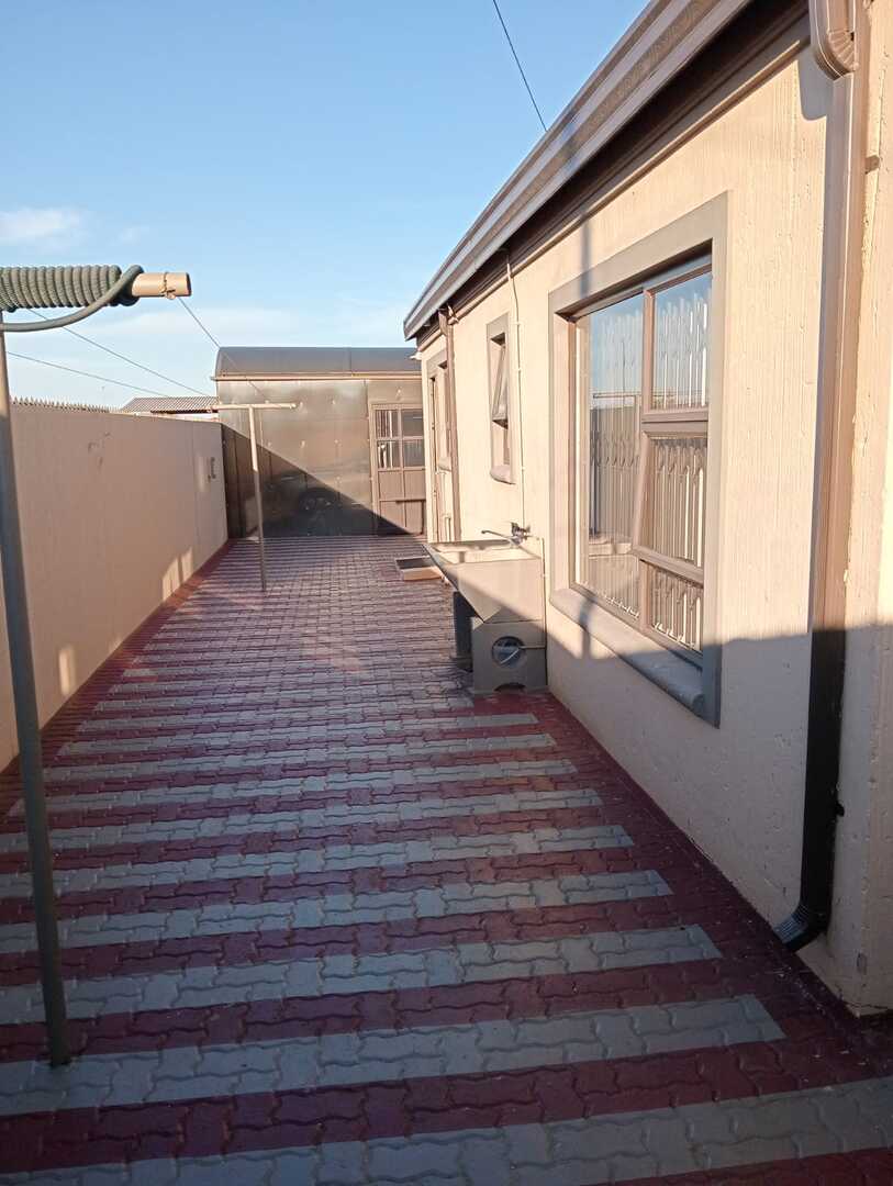 2 Bedroom Property for Sale in Sebokeng Zone 11 Gauteng