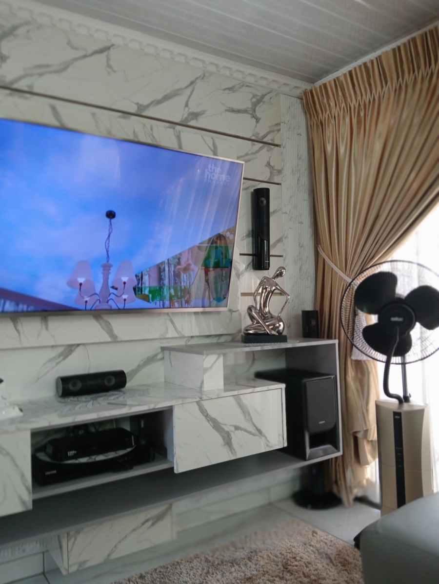 2 Bedroom Property for Sale in Sebokeng Zone 11 Gauteng