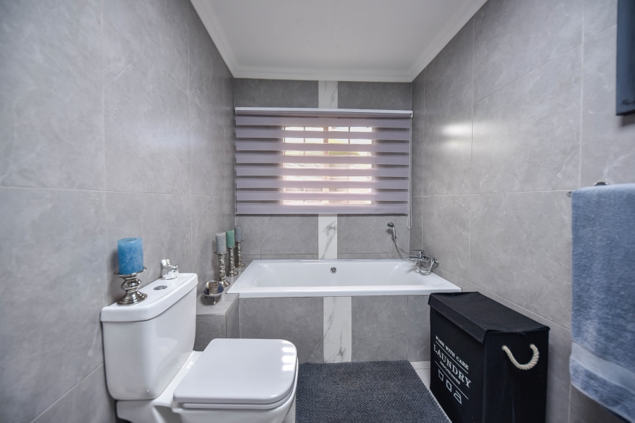 4 Bedroom Property for Sale in Equestria Gauteng