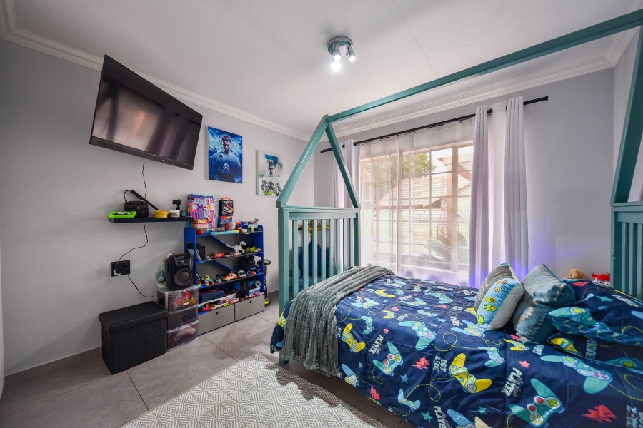 4 Bedroom Property for Sale in Equestria Gauteng