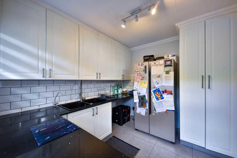 4 Bedroom Property for Sale in Equestria Gauteng