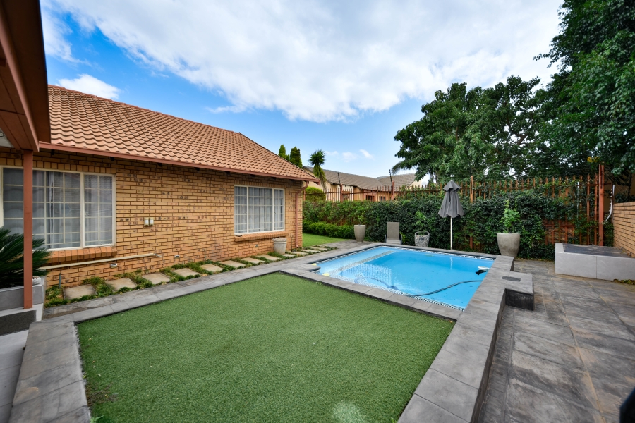 4 Bedroom Property for Sale in Equestria Gauteng