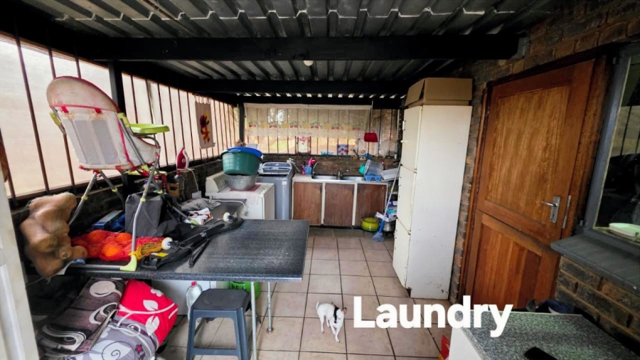 5 Bedroom Property for Sale in Suiderberg Gauteng