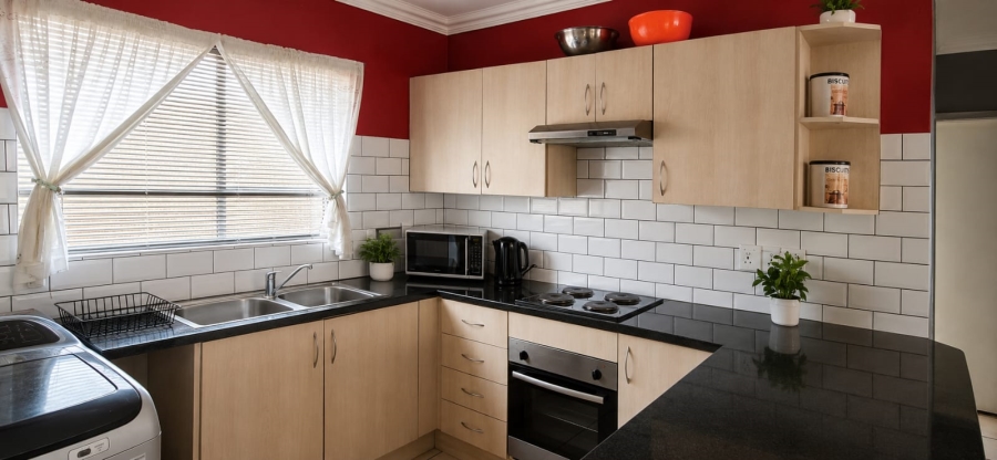 2 Bedroom Property for Sale in Cloverdene Gauteng