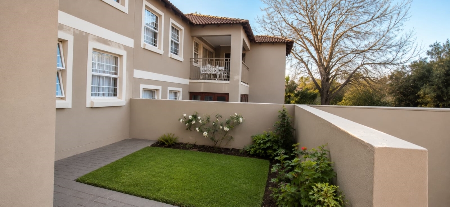 2 Bedroom Property for Sale in Cloverdene Gauteng