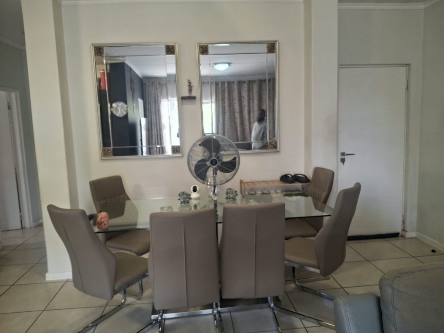 To Let 3 Bedroom Property for Rent in Modderfontein Gauteng