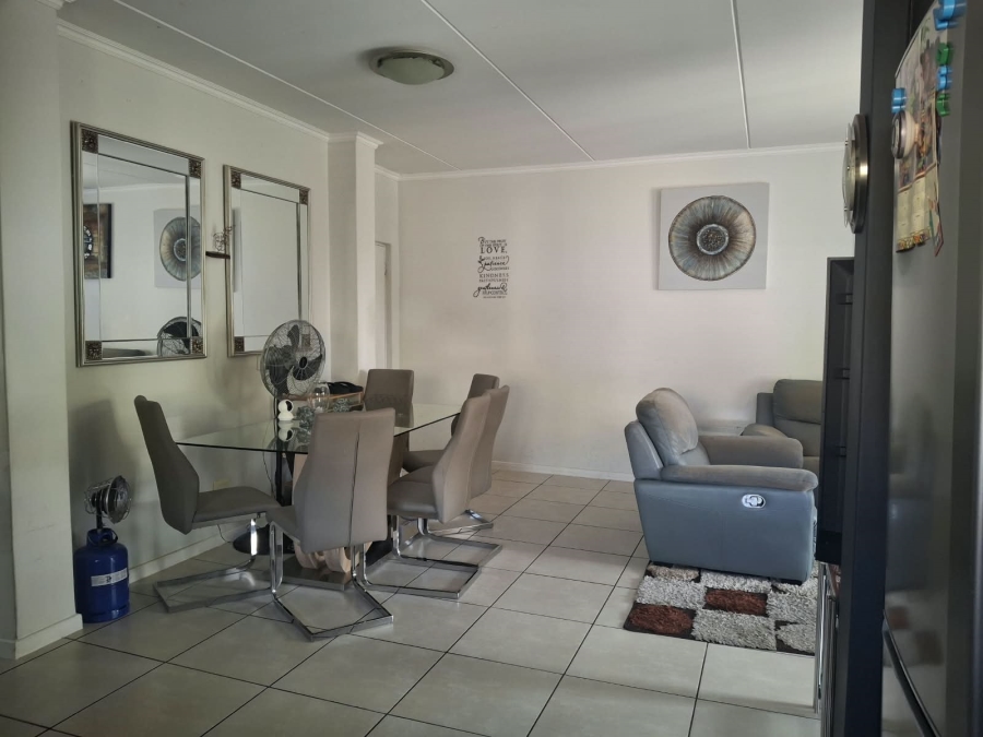 To Let 3 Bedroom Property for Rent in Modderfontein Gauteng