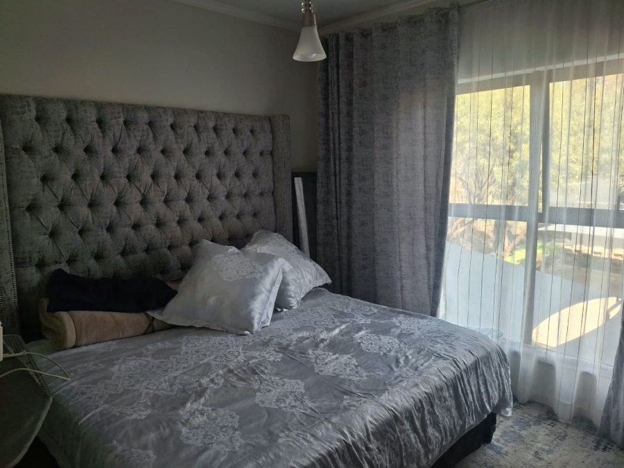 To Let 3 Bedroom Property for Rent in Modderfontein Gauteng